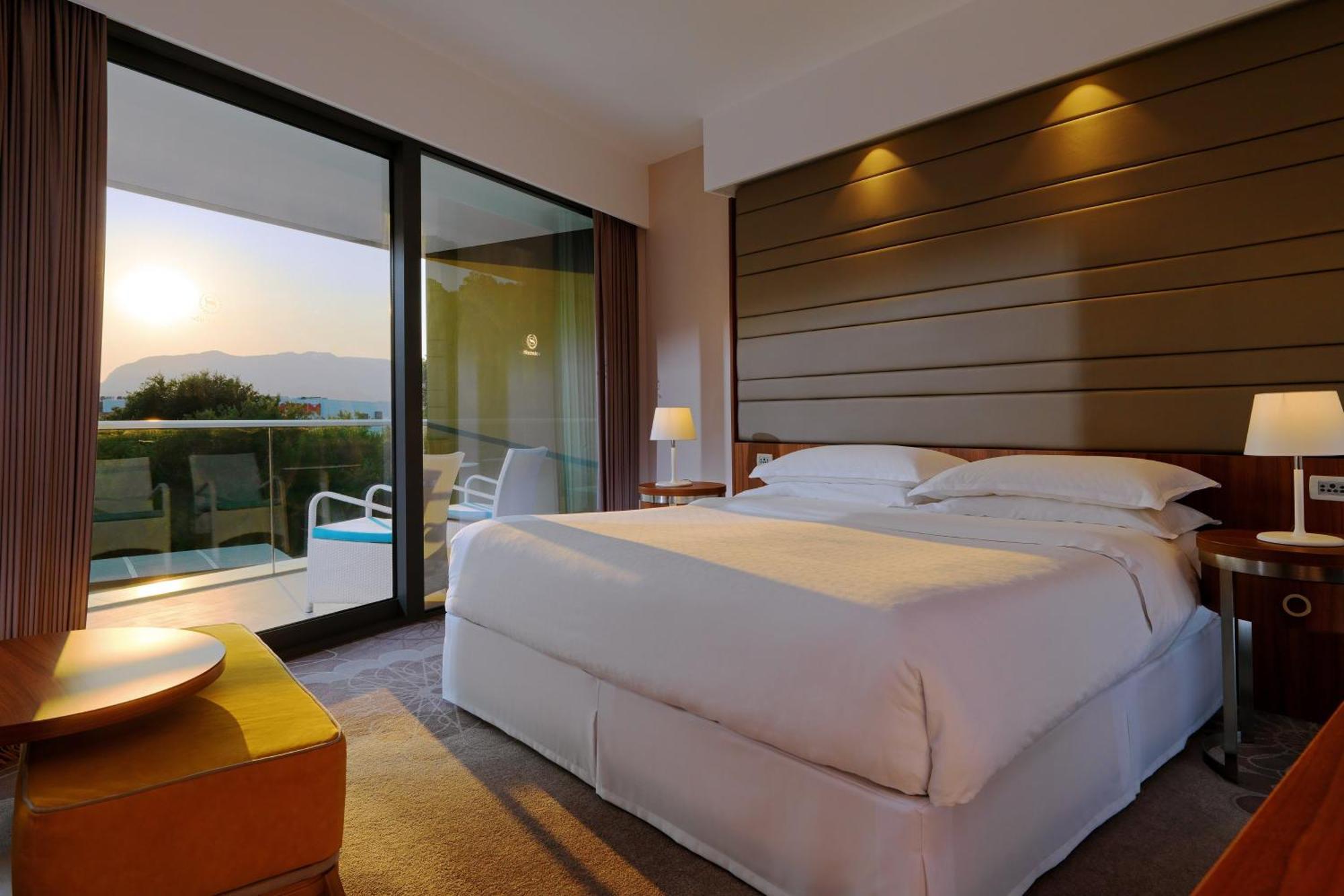 Sheraton Dubrovnik Riviera Hotel Млини Экстерьер фото A bedroom at the hotel